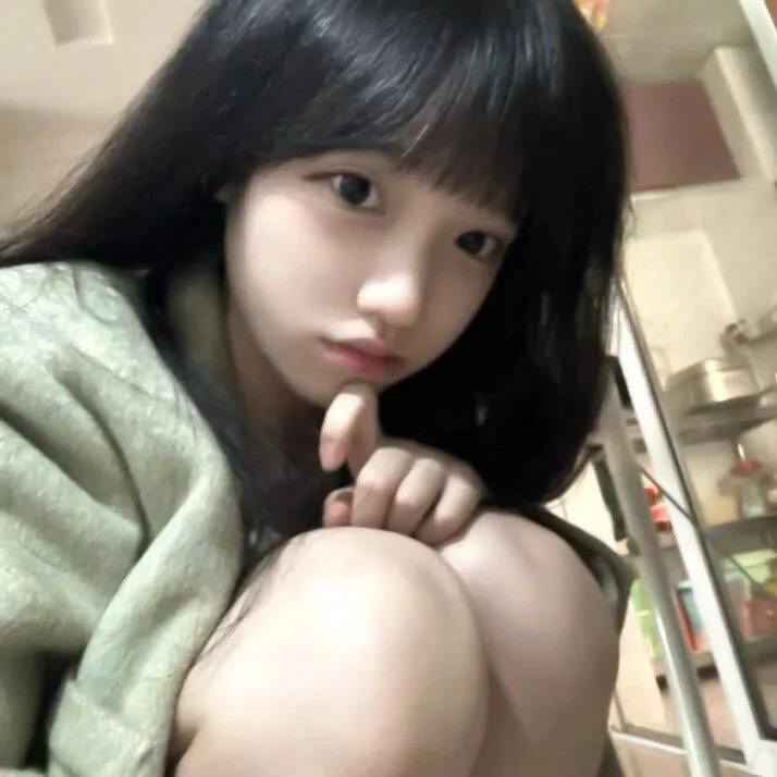鲁卜哈利沙漠：非洲的女人 封面